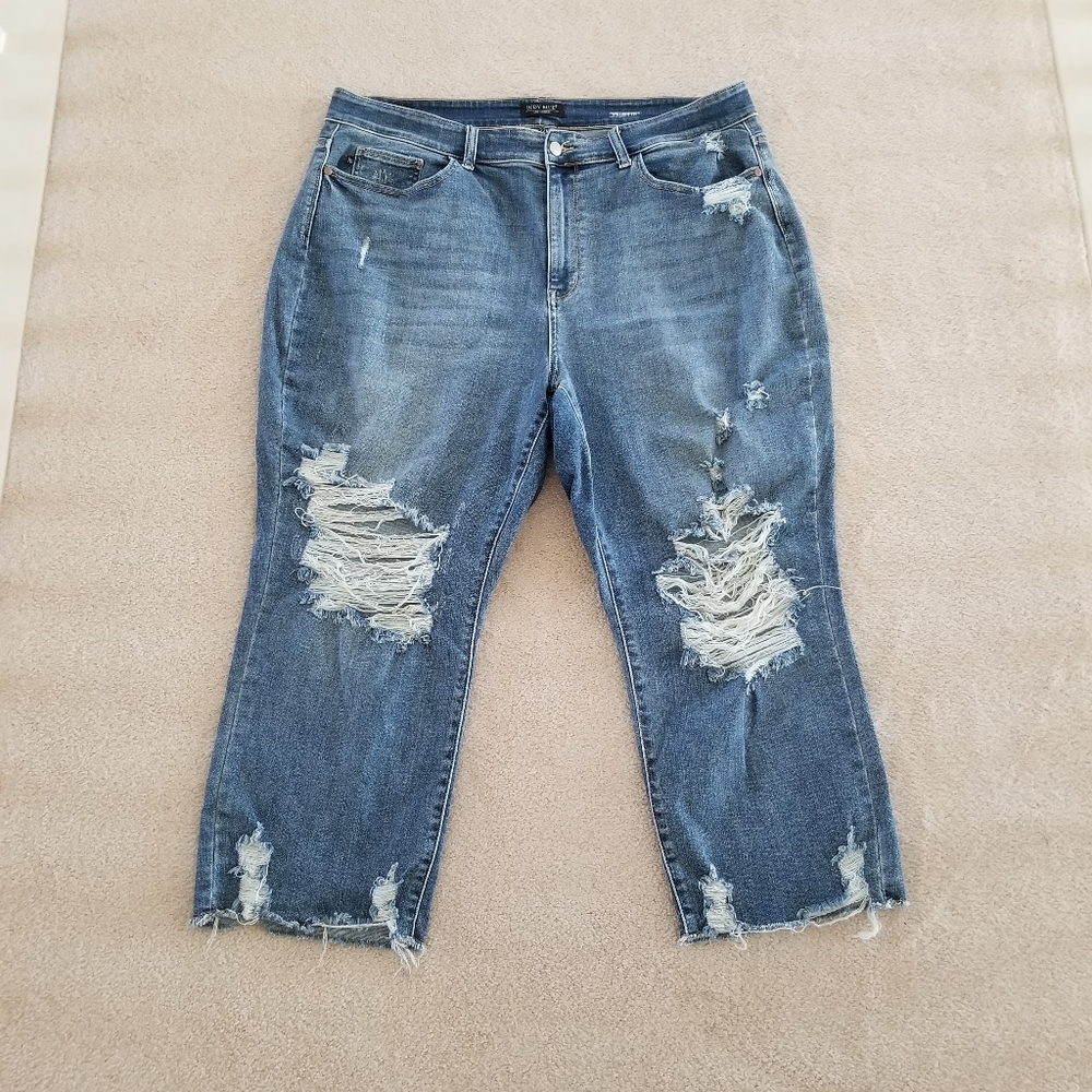 Judy Blue Straight Distressed Cropped Blue Jeans Size 22W